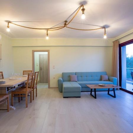 Nikolas Guest House Villa Nikiana Exterior photo